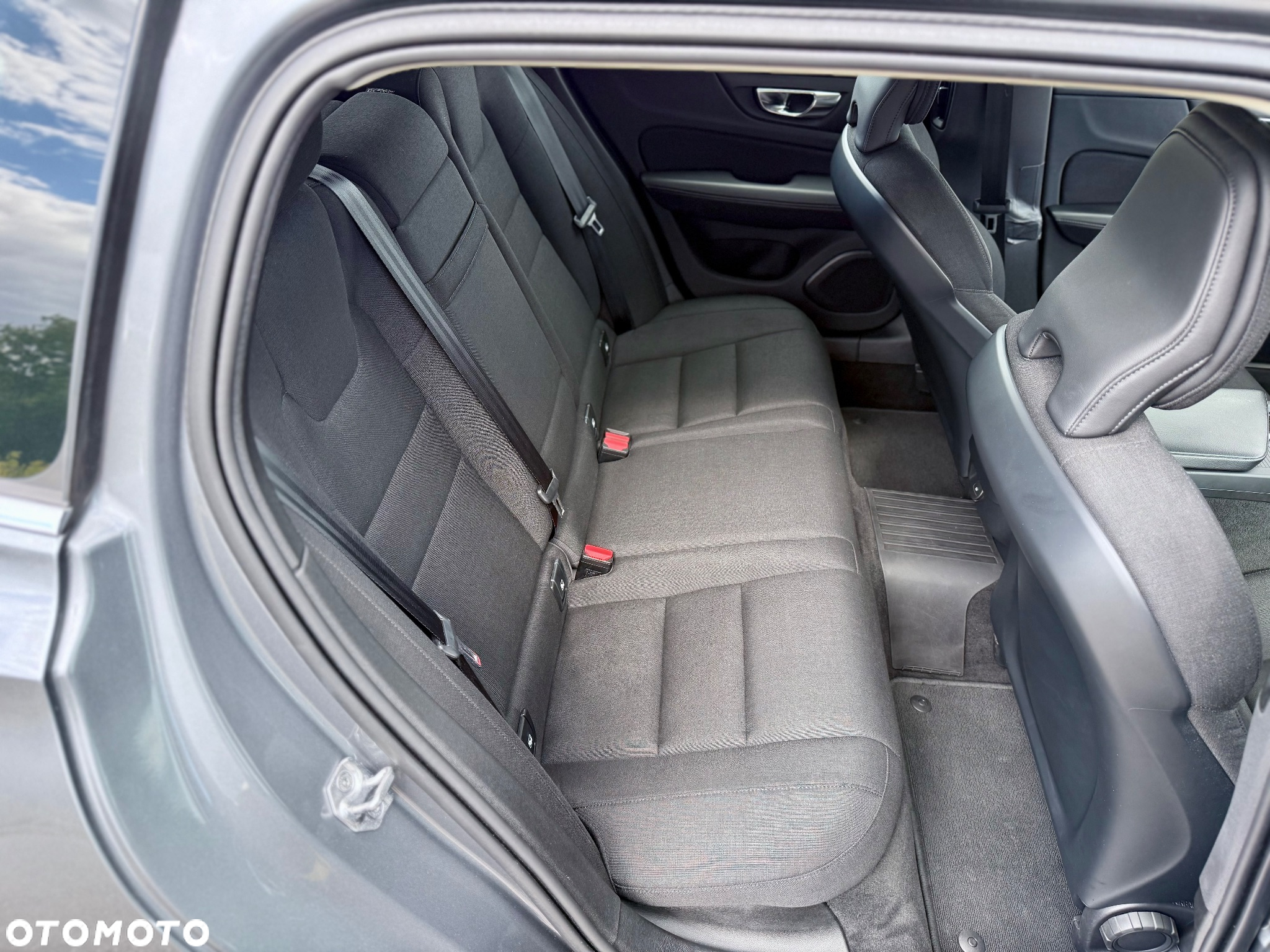 Volvo V60 B4 D Geartronic Momentum - 12