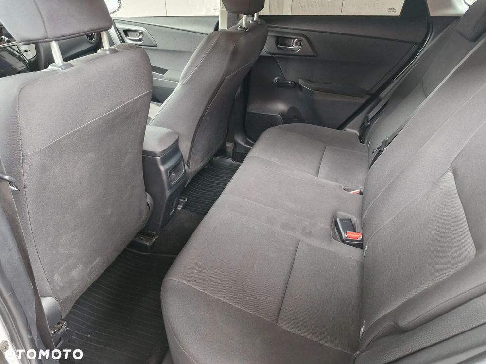 Toyota Auris 2017 photo 4