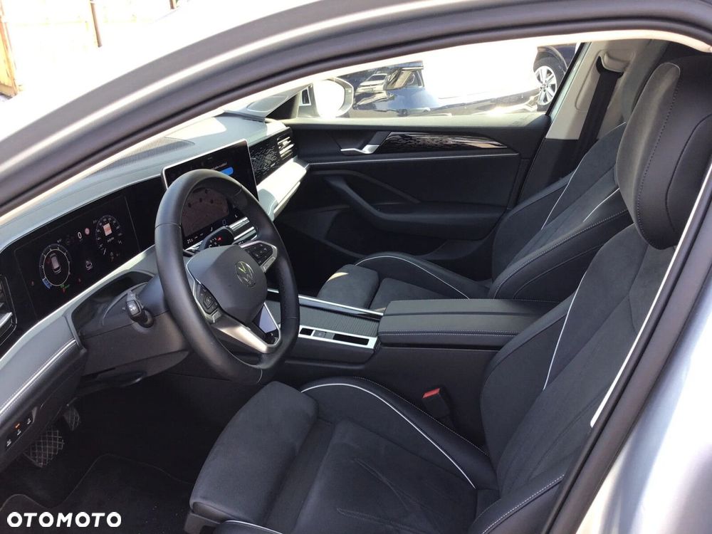 Volkswagen Passat 1.5 TSI EVO Elegance DSG - 19