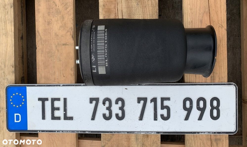 PODUSZKA NIVO LEWA JAK NOWA BMW E39 - 3