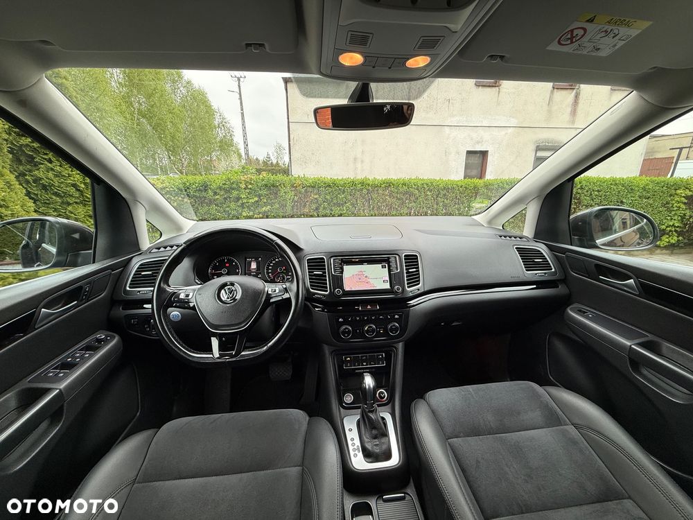 Volkswagen Sharan 2.0 TDI DSG (BlueMotion Technology) Highline - 26