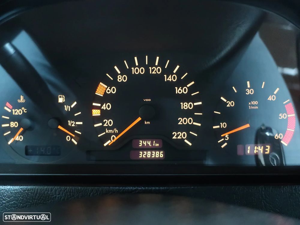 Mercedes-Benz C 220 CDI Classic - 18