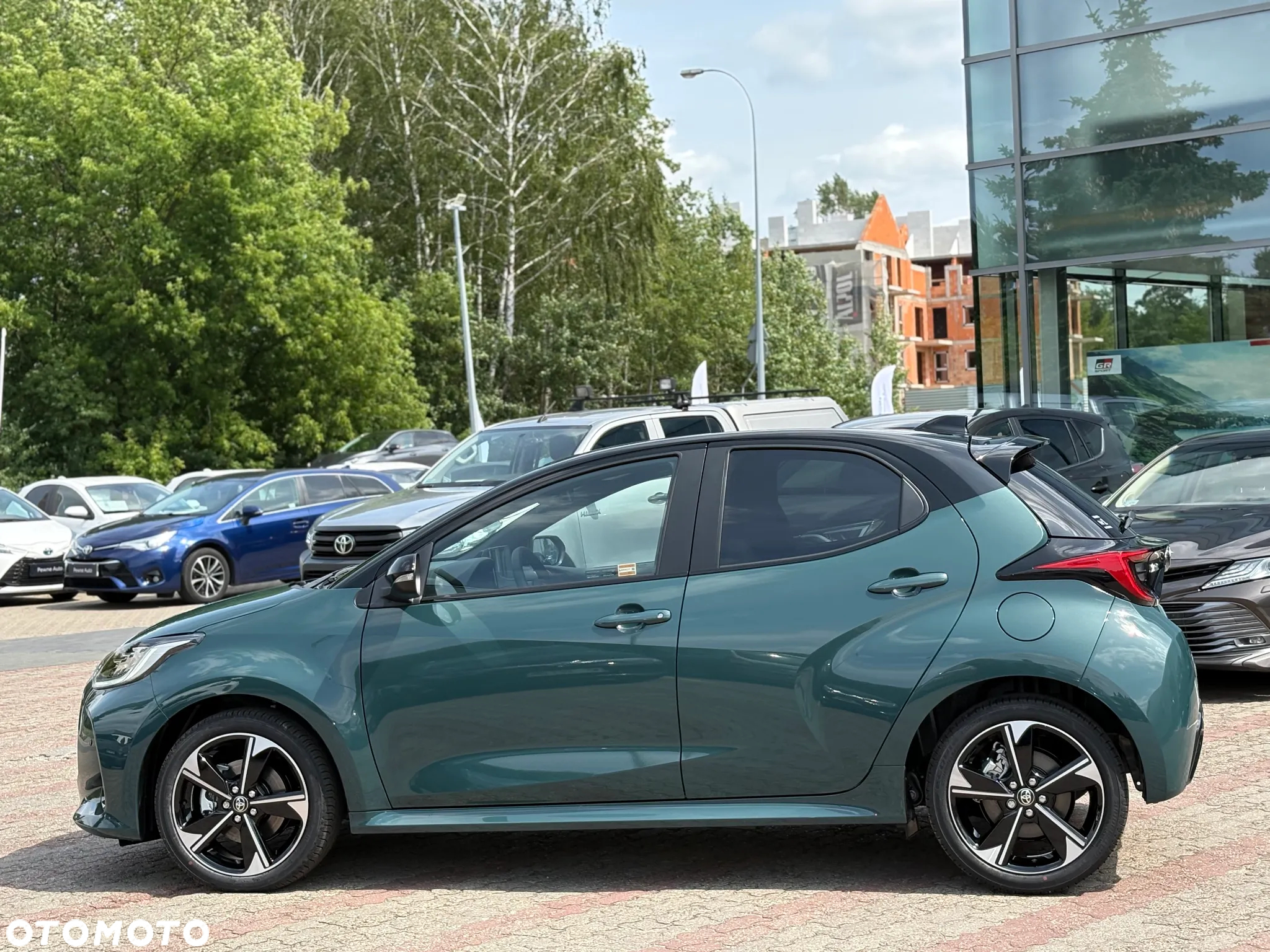Toyota Yaris Hybrid 1.5 Executive - 3