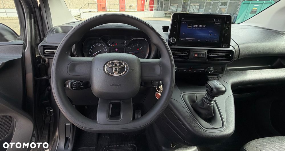 Toyota Proace City Verso Long 1.2 D-4T Business - 6