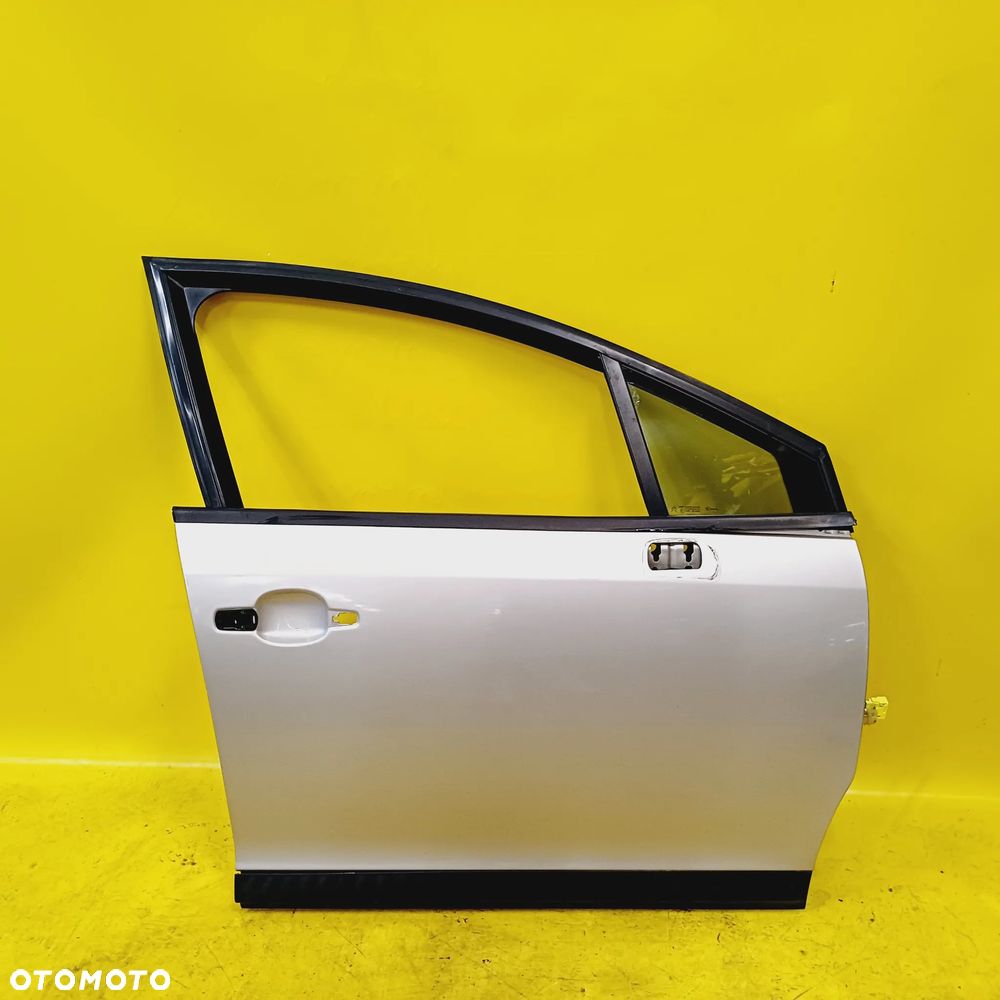 DRZWI PRAWY PRZÓD PRAWE PRZEDNIE CITROEN C4 I 5D HB LAK. KCW NR1902