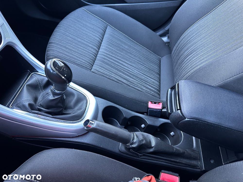 Opel Astra 1.6 Fun - 18