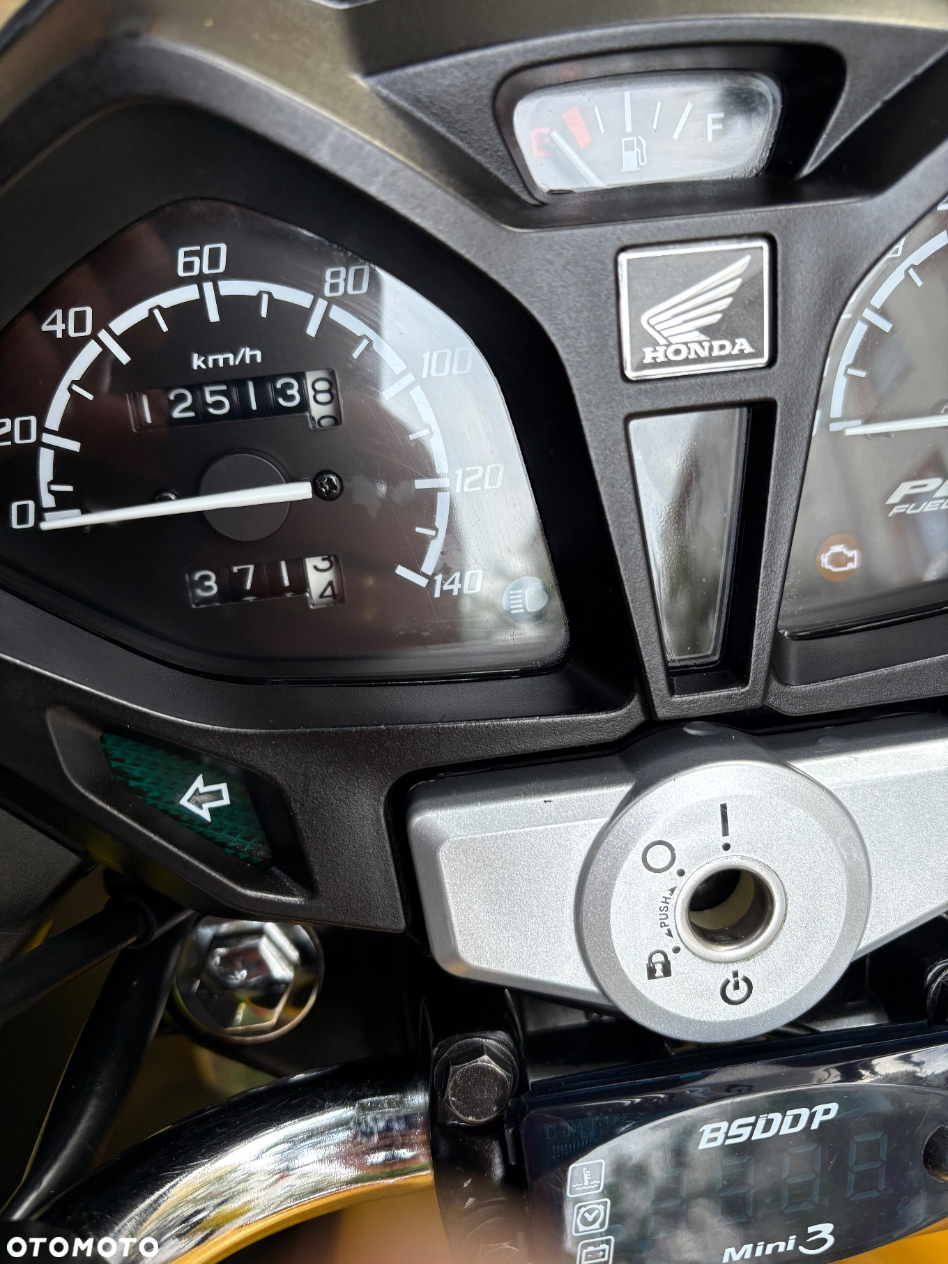 Honda CBF - 8