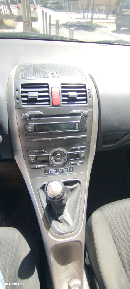 Toyota Auris 1.4 D-4D AC - 6