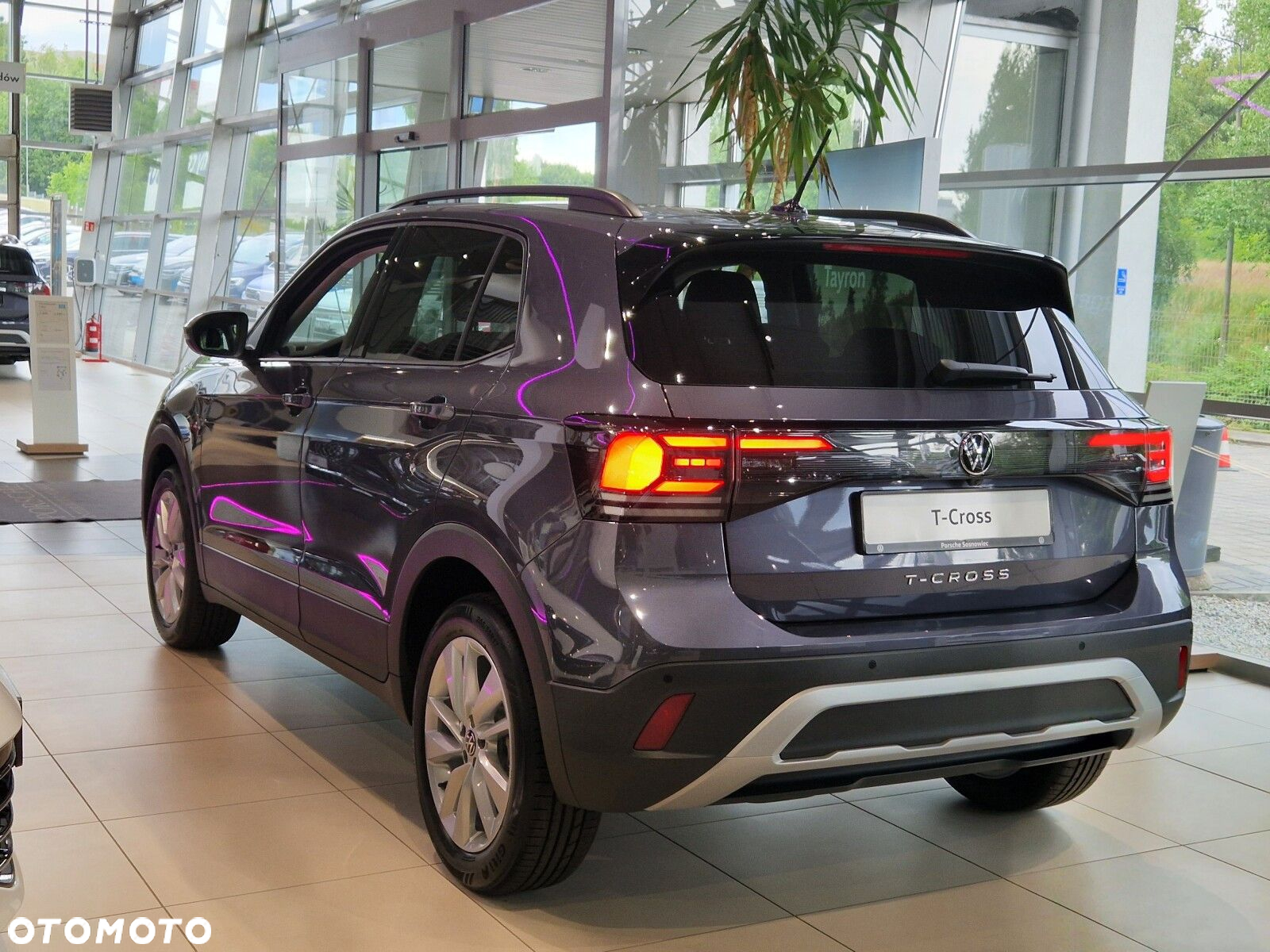 Volkswagen T-Cross - 8