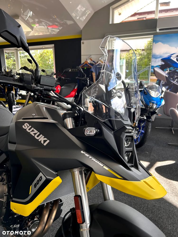 Suzuki V-STROM - 9