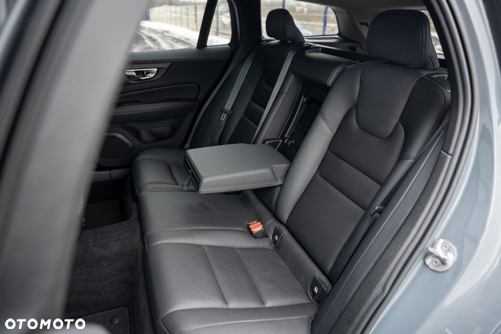 Volvo V60 - 35