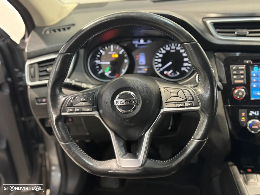 Nissan Qashqai 1.5 dCi N-Connecta - 16