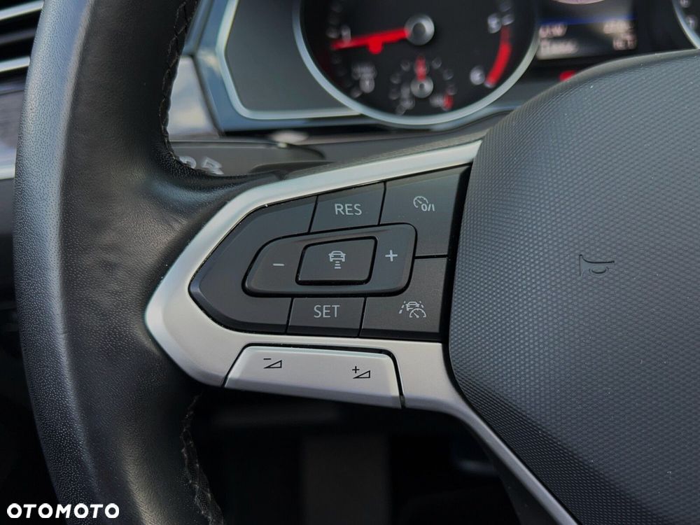 Volkswagen Passat 2.0 TDI Business DSG - 21