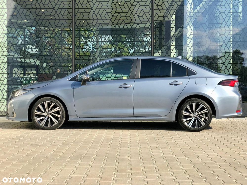 Toyota Corolla 1.8 Hybrid Comfort - 3