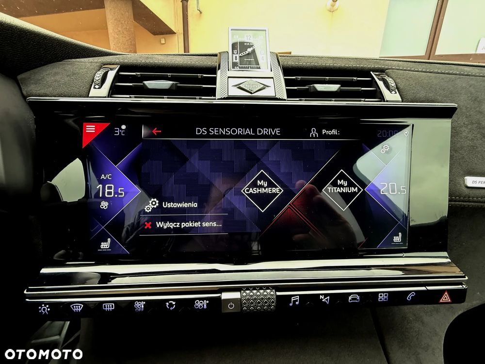 DS Automobiles DS 7 Crossback 1.6 PureTech Performance Line + - 26