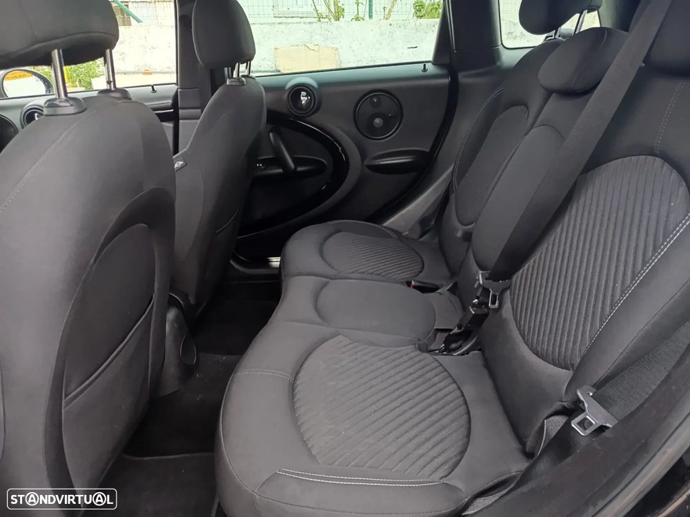 MINI Countryman Cooper D - 11