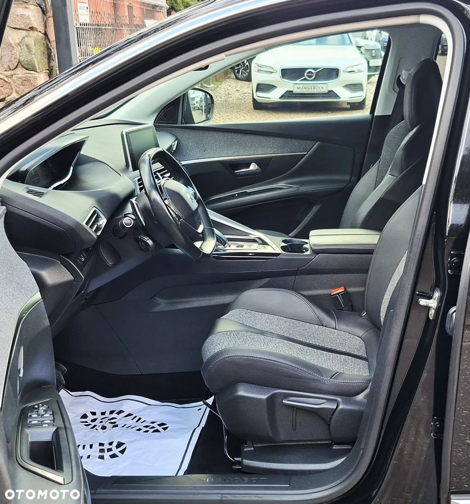 Peugeot 3008 BlueHDi 130 Stop & Start EAT8 Allure Pack - 18