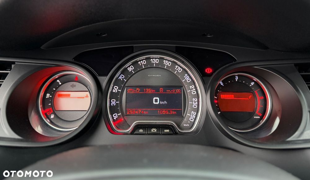 Citroën C5 2.0 HDi Exclusive Equilibre Navi - 31