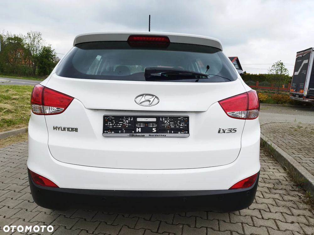 Hyundai ix35 1.6 2WD Fifa World Cup Edition - 7