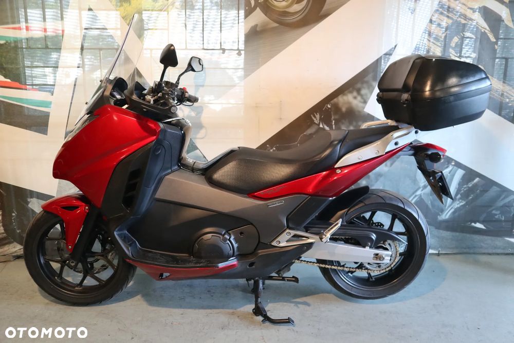 Honda NC - 12