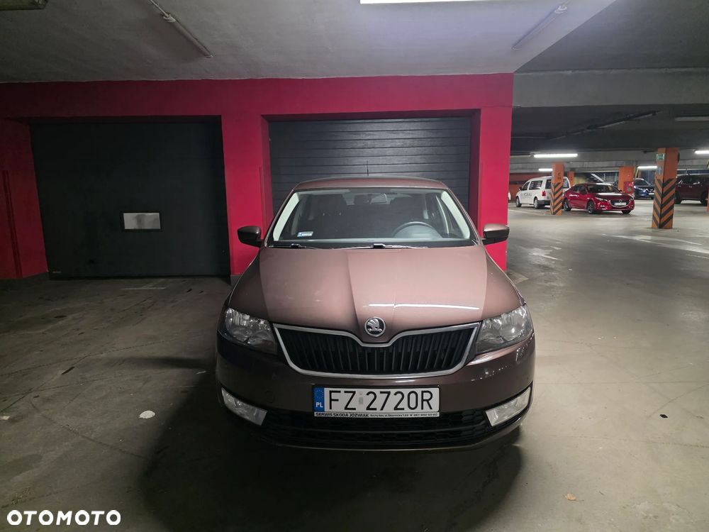 Skoda RAPID 1.2 TSI Ambition - 2