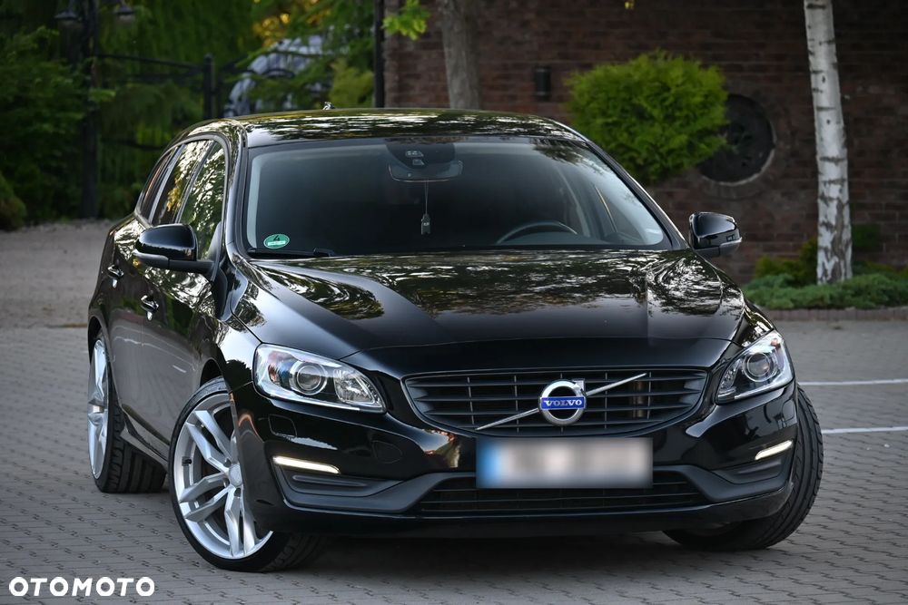 Volvo V60 D3 Geartronic Momentum - 37