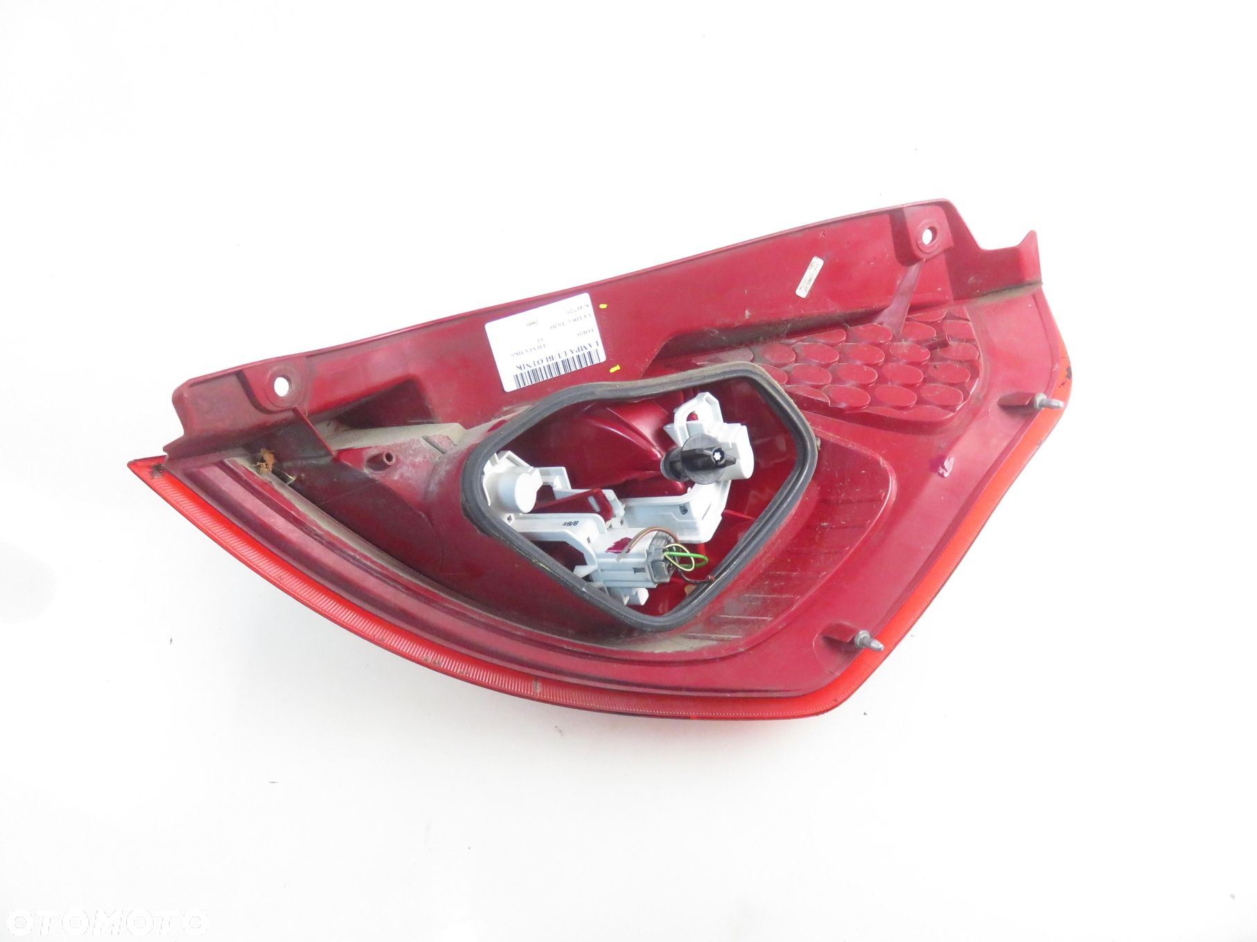 LAMPA LEWA TYLNA FORD FIESTA MK6 VI 8A6113405A - 9