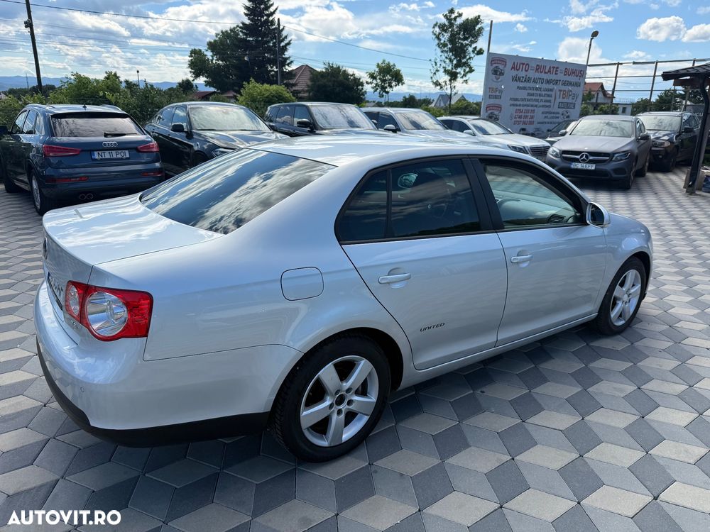 Volkswagen Jetta 1.4 TSI Highline - 5
