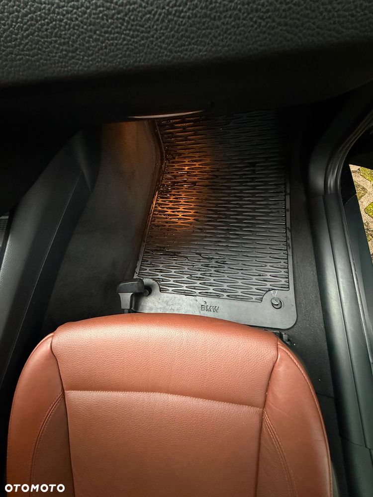 BMW Seria 1 118d - 14