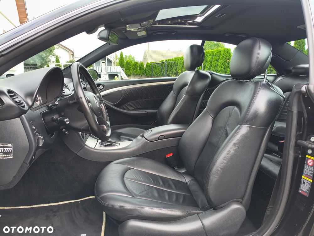 Mercedes-Benz CLK - 21