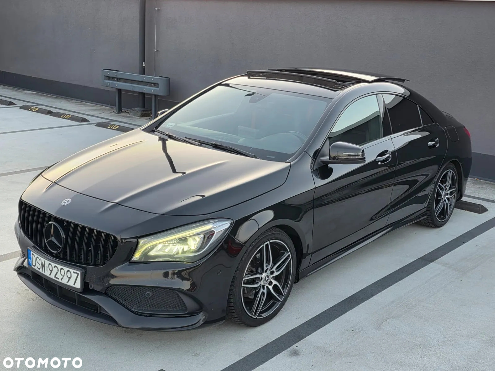 Mercedes-Benz CLA 200 7G-DCT AMG Line - 3