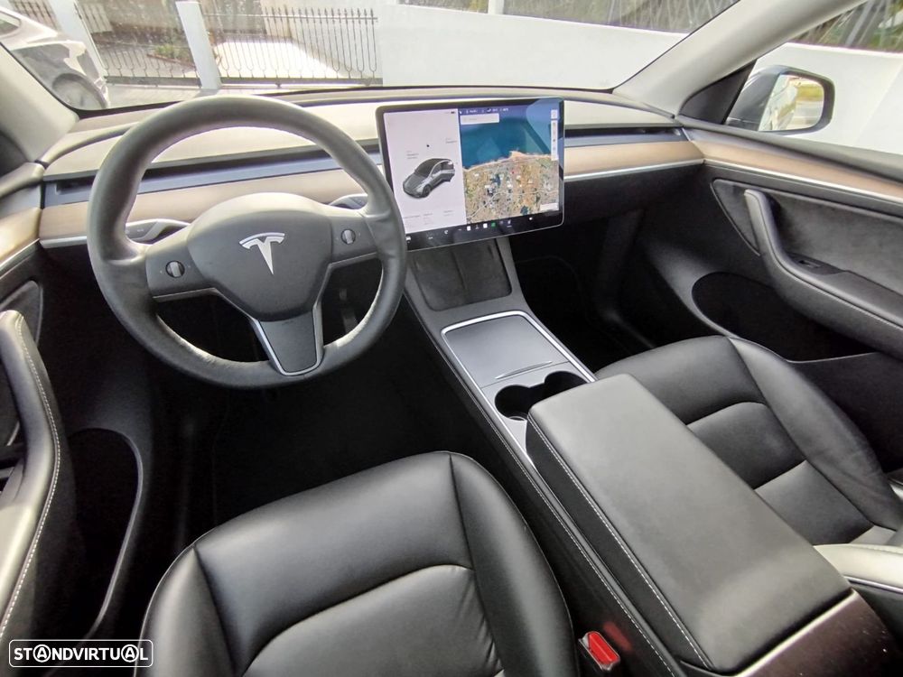 Tesla Model Y Long Range Tração Integral - 16
