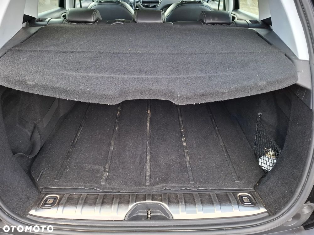 Peugeot 2008 e-HDi FAP 92 STOP & START Allure - 21