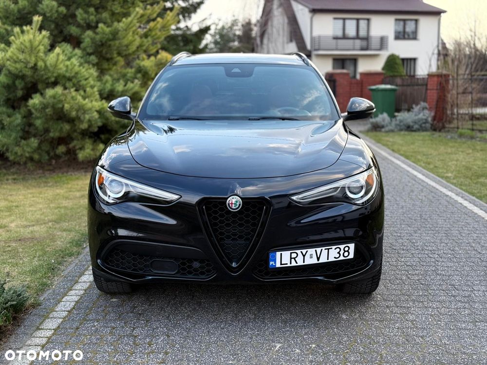 Alfa Romeo Stelvio 2.0 Turbo 16V AT8-Q4 Ti - 2