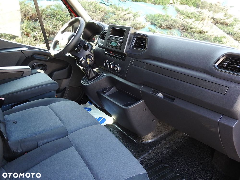 Renault MASTER PLANDEKA 10 PALET WEBASTO TEMPOMAT KLIMATYZACJA LEDY PNEUMATYKA  165KM - 38