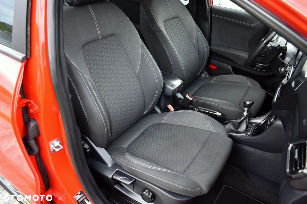 Ford Puma 1.5 EcoBlue TITANIUM - 36