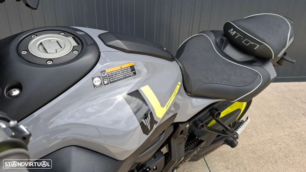 Yamaha MT-07 Nardo Grey 35 kw - 38