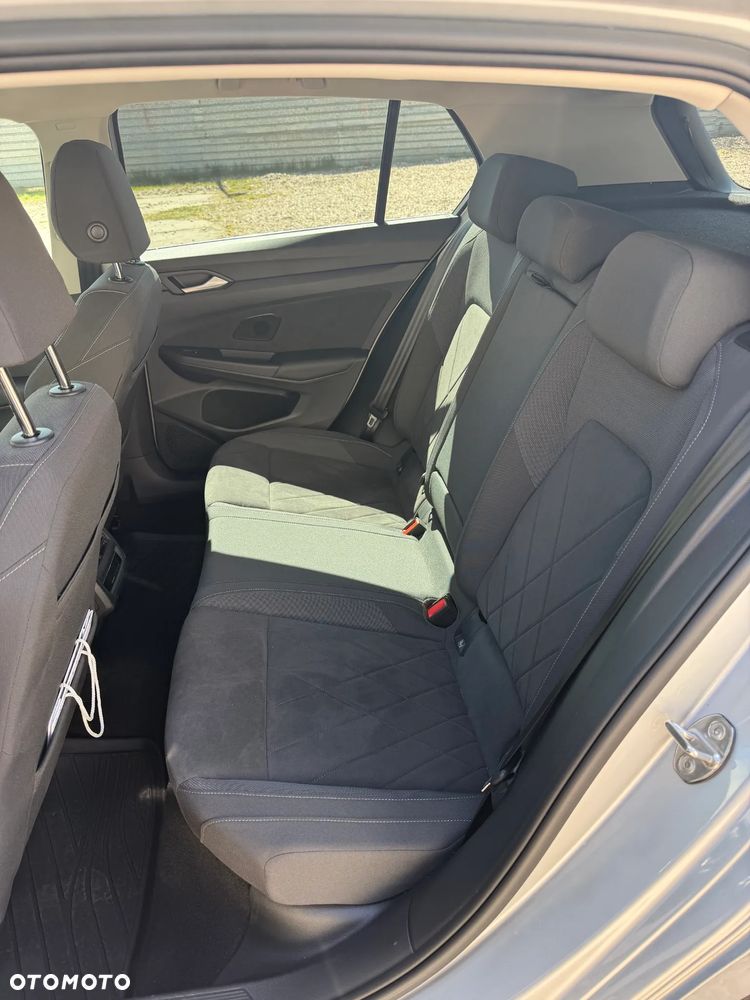 Volkswagen Golf 1.5 eTSI mHEV Style DSG - 11