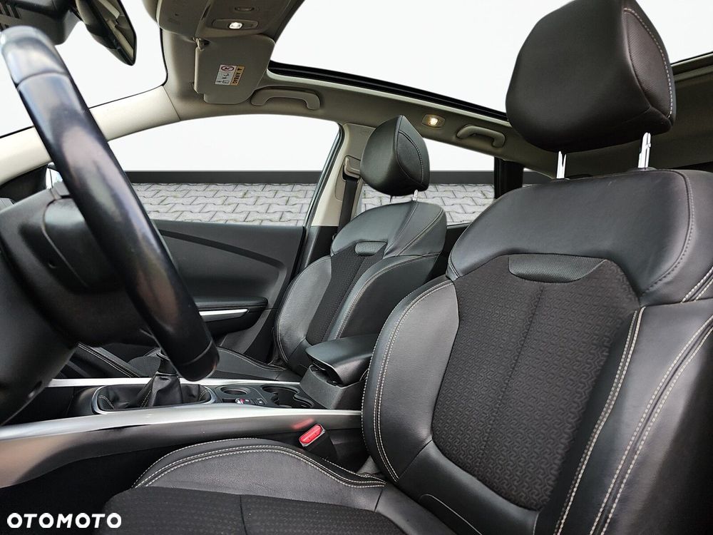 Renault Kadjar 1.2 Energy TCe Intens - 11