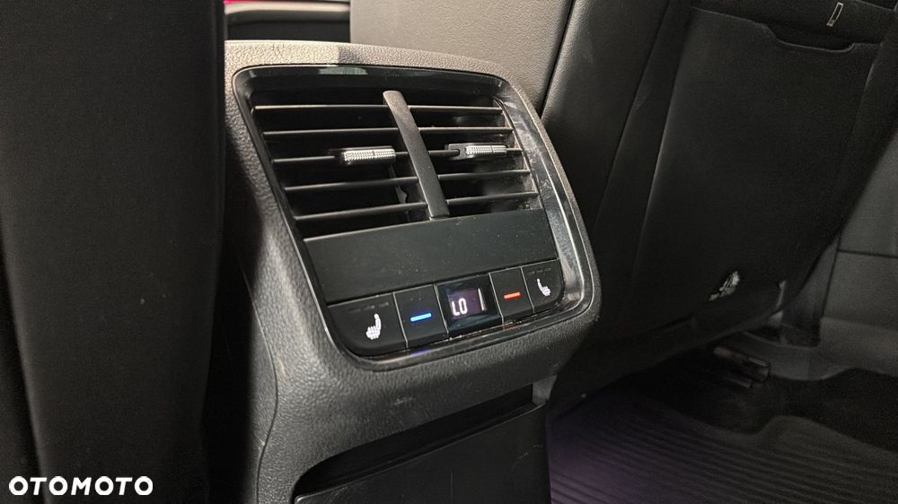 Skoda Octavia 2.0 TSI RS DSG - 20