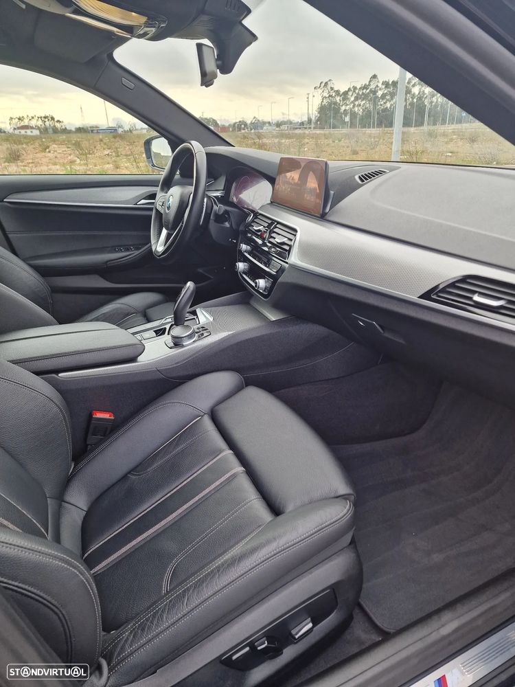 BMW 530 e iPerformance Pack M - 16