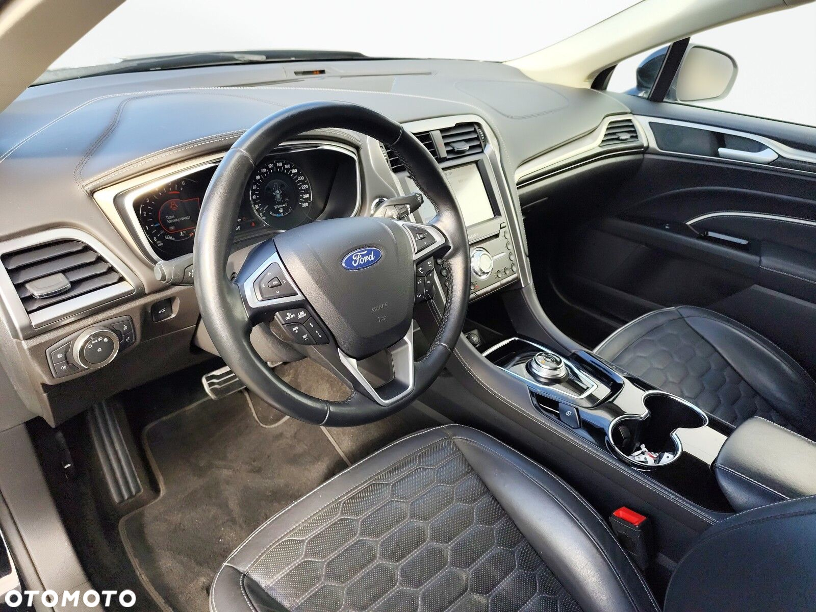 Ford Mondeo - 9
