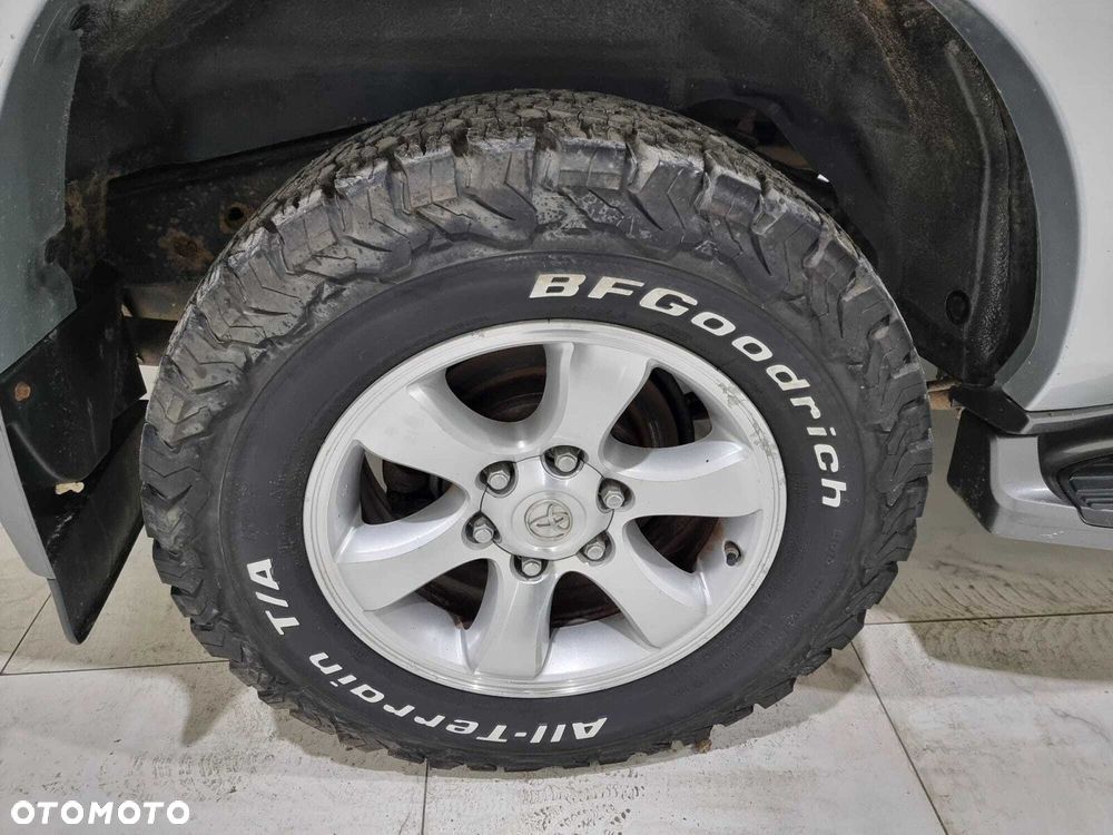 Toyota Land Cruiser - 27