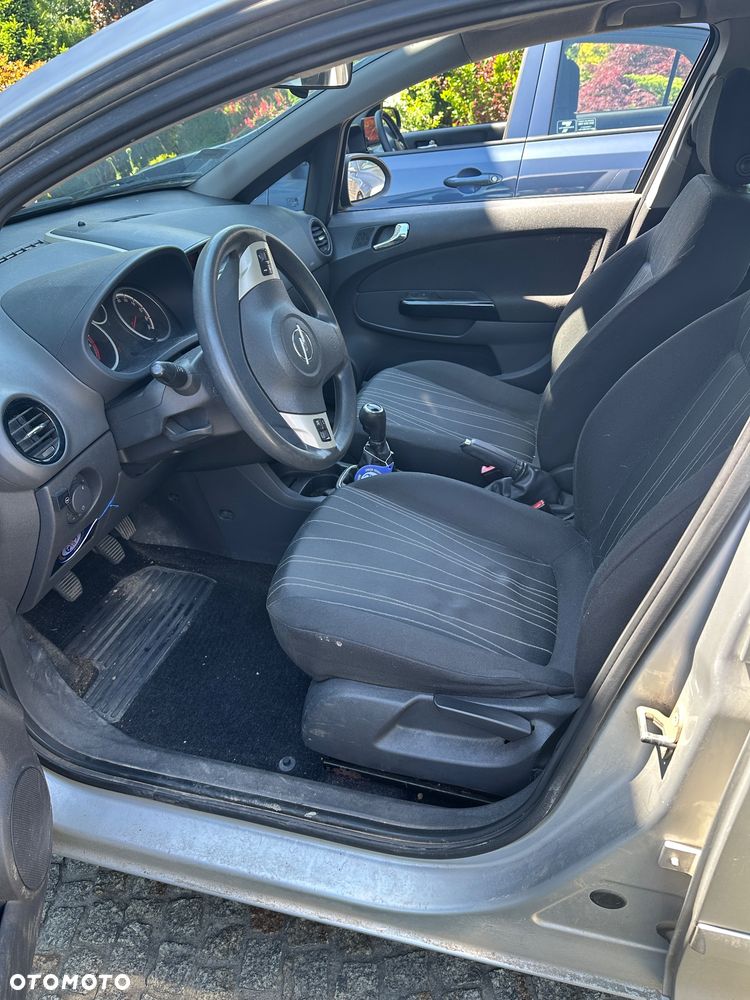 Opel Corsa 1.2 16V Enjoy - 21