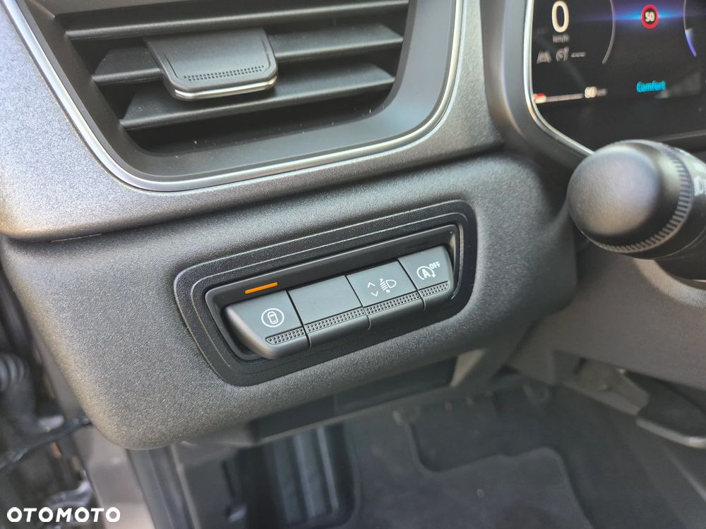 Renault Captur TCe Mild Hybrid 140 GPF TECHNO FAST TRACK - 34