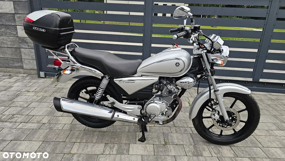 Yamaha YBR - 12