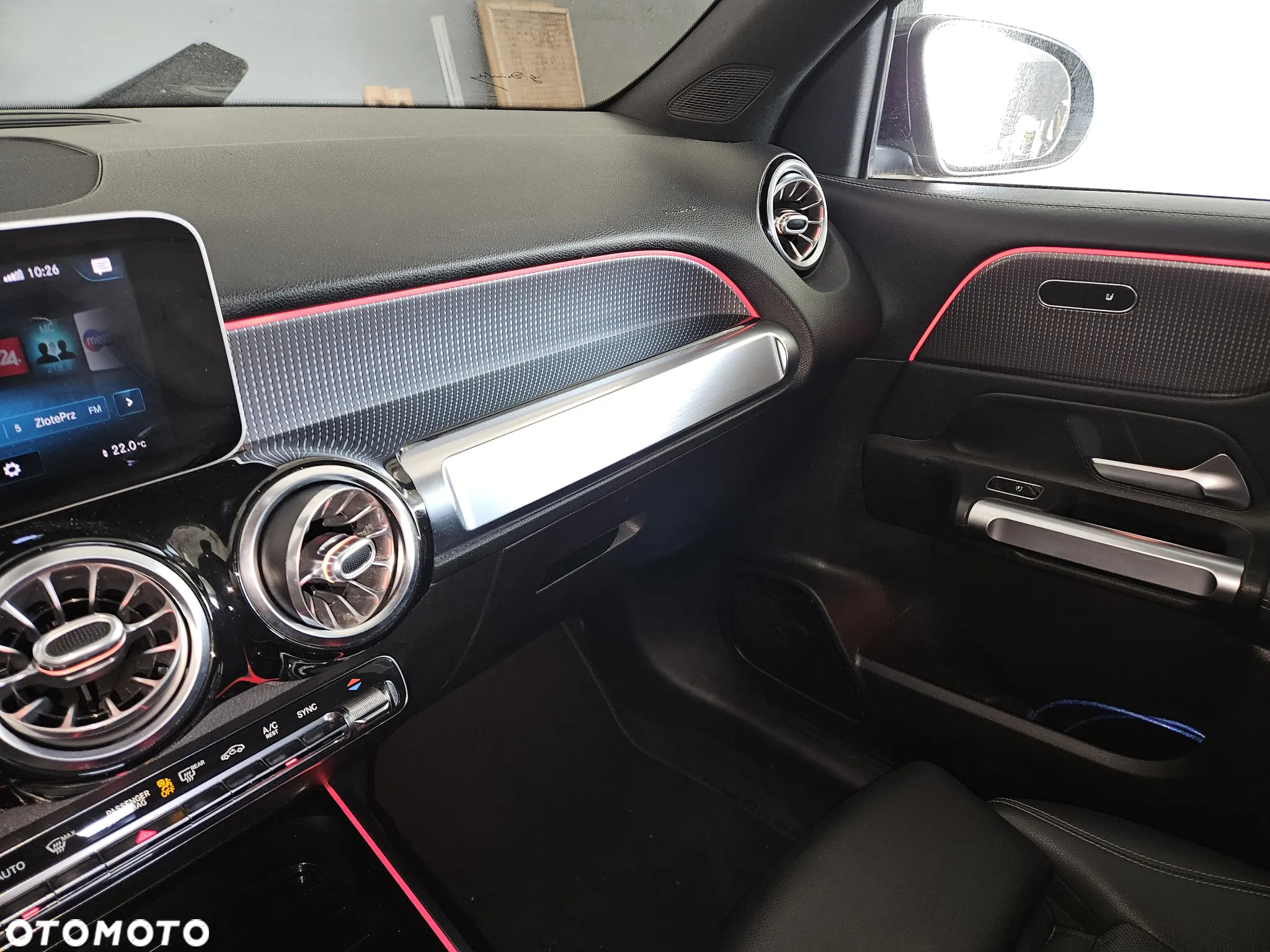 Mercedes-Benz GLB 200 AMG Line 7G-DCT - 15
