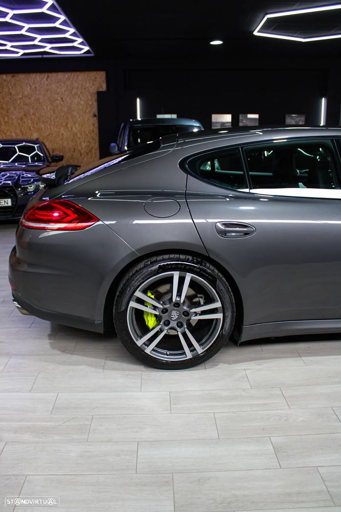 Porsche Panamera S Hybrid - 18