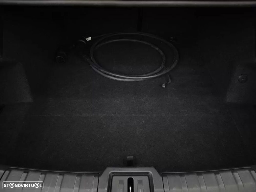 Porsche Taycan Bateria Performance Plus - 16