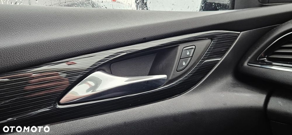 Opel Insignia - 19